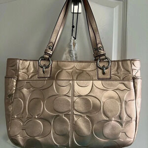 Coach Metallic Rose Gold Signature Shoulder Tote